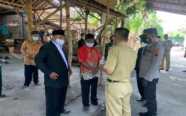 Polisi Tegur Hajatan Pernikahan di Kresek Tangerang karena Abaikan Prokes