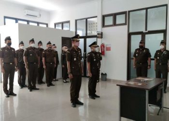 Kajari Inhil Lantik Budi Darmawan Sebagai Kasi Pidum, Ini Rekam Jejak BD