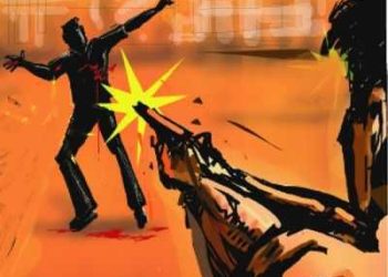 Remaja Laki-laki Tembak Perampok yang Mencekik Ibunya di Restoran Pizza