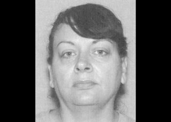 Ibu Ini Tembak Mati Kedua Anaknya, Telepon 911 dan Akui Perbuatannya