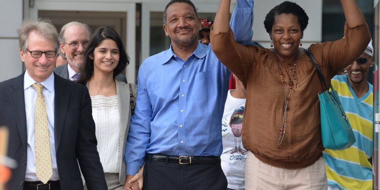 Habiskan 23 Tahun Dibalik Jeruji Besi, Ternyata Pria Ini Sama Sekali Tak Bersalah