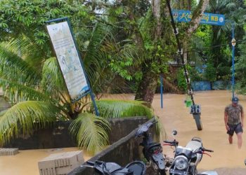 Curah Hujan Tinggi, Air Setinggi 1,5 Meter Rendam Dhamasraya