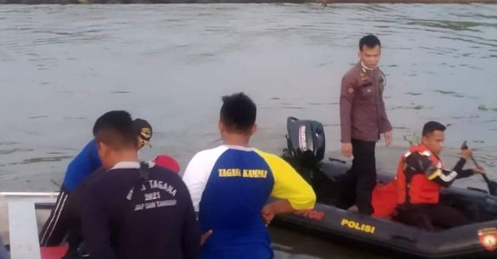 Diajak Memancing, 3 Kakak Beradik Hanyut di Sungai Kampar Desa Terantang