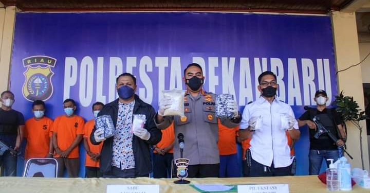 Tim Opsnal Satresnarkoba Berhasil Amankan Dua Kelompok Tindak Pidana Narkotika Jenis Sabu dan Pil Ekstasi