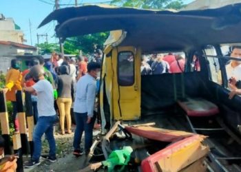 Tewaskan 4 Orang dan Sopir Ditangkap Akibat Kereta Api Tabrak Angkot di Medan