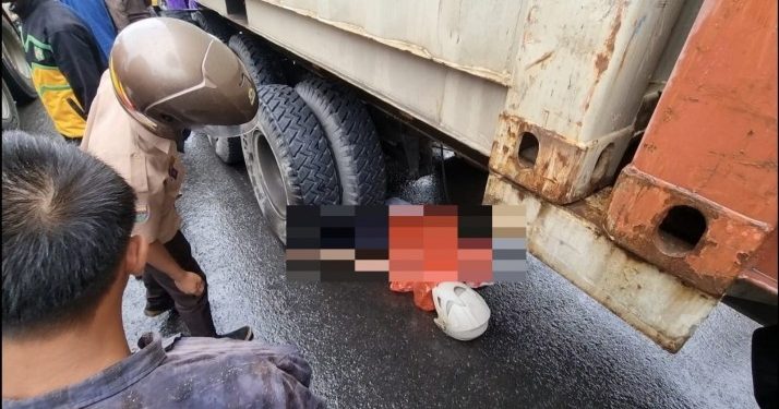 Tertabrak Truk, Warga Belawan Tewas Terhimpit Roda