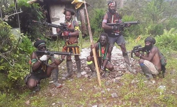 Masyarakat Cari Tempat Aman, Konflik Bersenjata di Papua Pecah