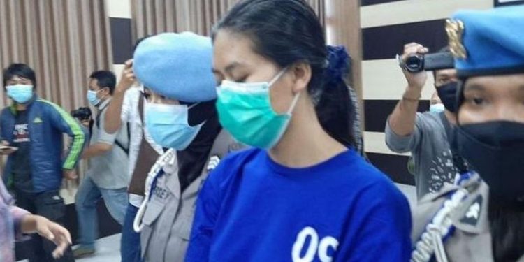Dua Tahun Lebih Ringan, Nani Pengirim Sate Sianida Dihukum 16 Tahun Penjara