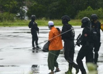 Sehari Densus 88 Panen 14 Teroris dari Tiga Provinsi