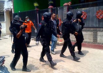 Densus 88 Tangkap Dua Terduga Teroris Jaringan JAD di Kalsel