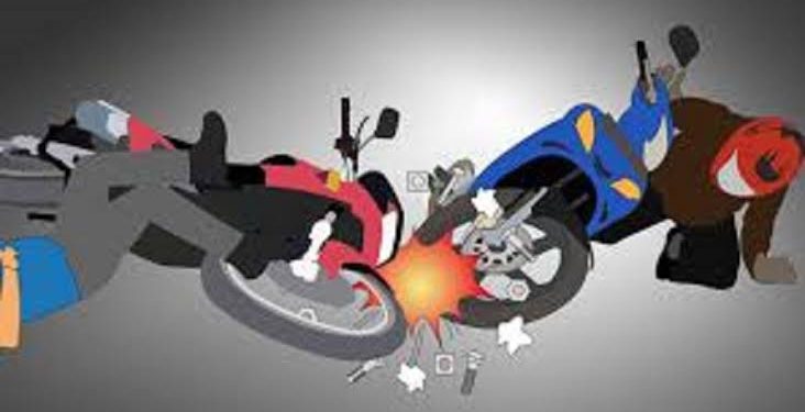Kurang Hati-hati, Dua Sepeda Motor di Pekanbaru Saling Tabrak