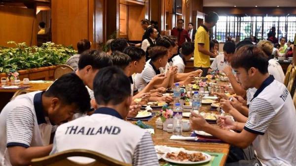 Tak Bisa Maka Babi, Thailand Komplain Makanan di Piala AFF