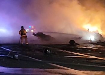 Pesawat Jatuh di Perumahan San Diego, Tak Ada Awak yang Selamat