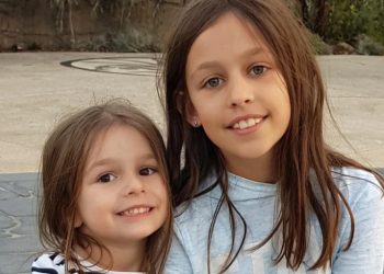 Dua Gadis Ini Dibunuh Oleh Ibunya yang Idap Gangguan Mental