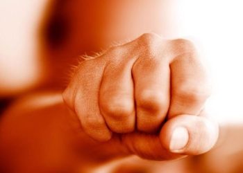 Oknum Polisi Diduga Pukuli Empat Warga, LBH Surabaya Minta Kapolri Bertindak dan Copot Kapolres Banyuwangi