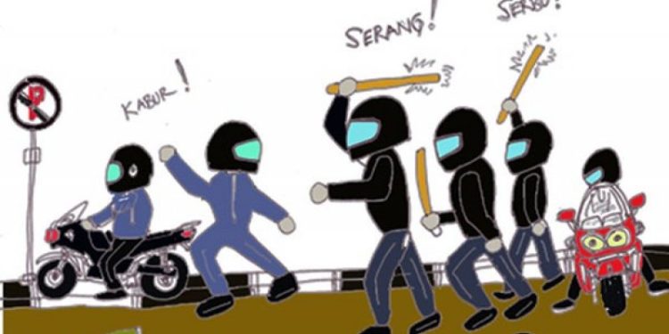 Dua Geng Motor di Palembang Saling Serang, Satu Orang Kena Luka Bacok
