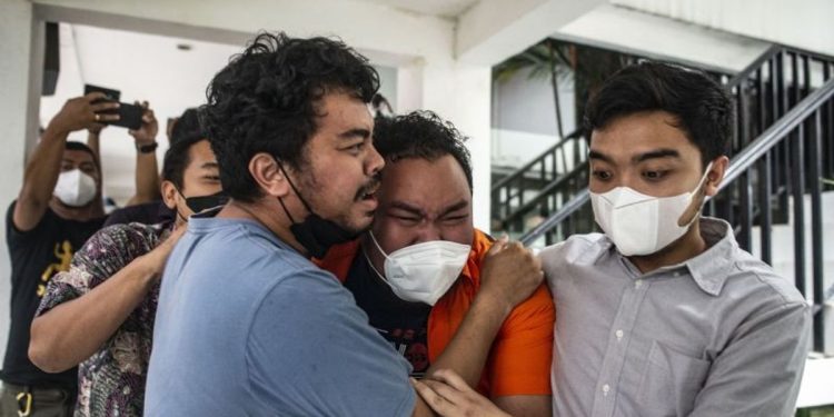 Fakta-Fakta Penangkapan Fico Fachriza Yang Konsumsi Tembakau Sintetis