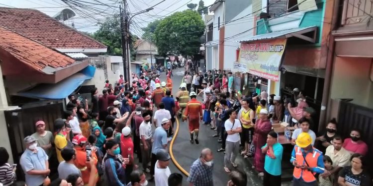 Kebakaran di Tebet, Tiga Orang Lansia Tewas Terbakar