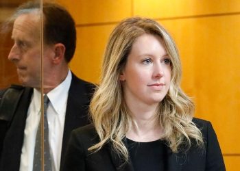 Wanita Pendiri Startup Kaya Raya Ini Ternyata Penipu Kelas Kakap