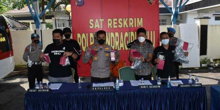 Dua Pelaku Spesial Pecah Kaca Mobil Disergap Polres Inhu di Sumsel