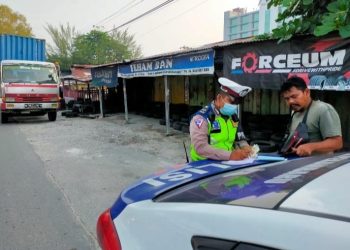 Puluhan Truk Bertonase Besar Ditilang Satlantas Polresta Pekanbaru