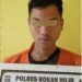 Polisi Nyamar Tangkap Kurir Sabu 2,6 Gram di Rohil
