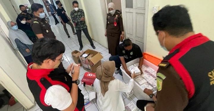 Dugaan Korupsi pungutan Biaya Rapid Diagnostic Test, Jaksa Geledah Kantor Diskes Meranti