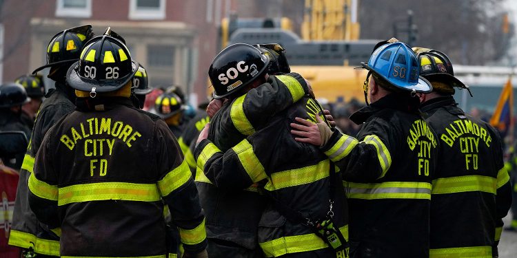 3 Petugas Damkar Tewas Terhimpit Atap Runtuh di Baltimore