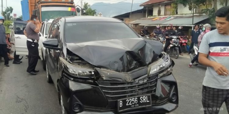 Pengemis Jadi Korban Laka Beruntun di Jalan ByPass Kota Padang