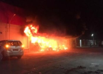Bentrokan dan Pembakaran Tempat Karaoke di Sorong Memakan Korban, 19 Orang Tewas