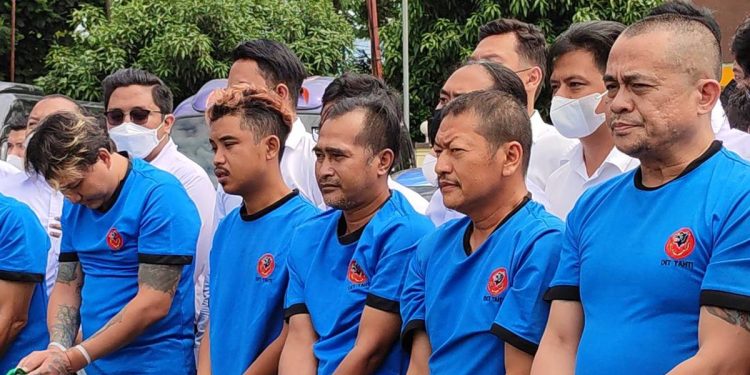 Ini Tampang Ketum GMBI Dan Anggota Tersangka Demo Anarkis Di Mapolda Jabar