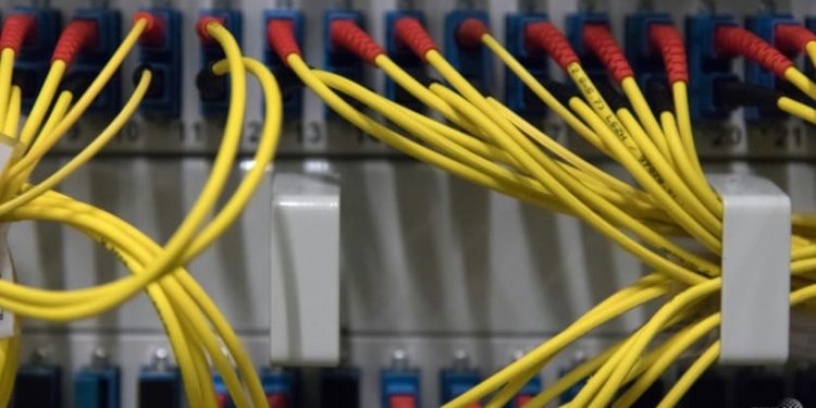 Emosi Karena Koneksi Internet Jelek, Pria Ini Hancurkan Peralatan WiFi, Dipenjara 7 Tahun