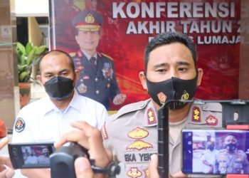 Polisi Kantongi Pelaku Intoleran Penendang Sesajen Gunung Semeru