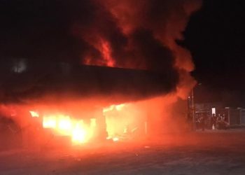 Korban Bentrokan Berdarah di Sorong Jadi 19 Orang, 18 Tewas Terbakar 1 Dibacok