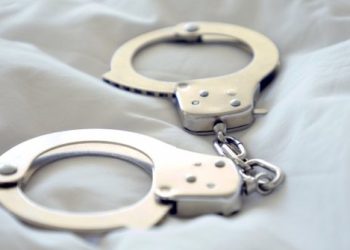 Empat Remaja Todongkan Pistol ke Kasir, Tembak Kaki dan Perut