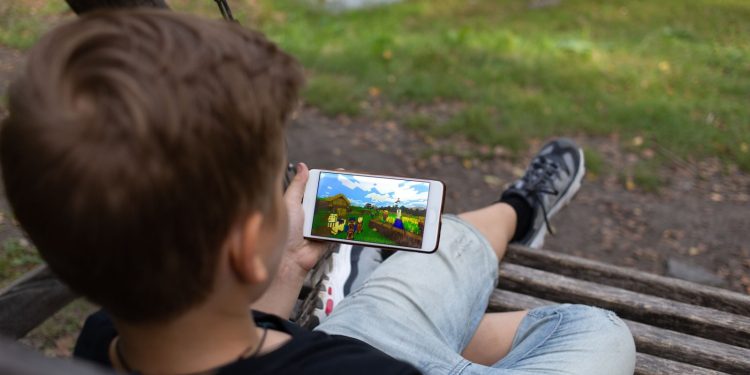 Remaja Rusia Dipenjara atas Tuduhan Pelatihan Terorisme setelah Ledakkan Gedung di Game Minecraft