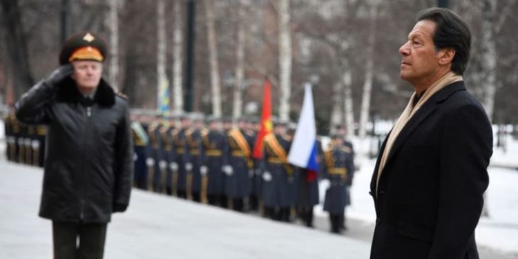 Sesaat sebelum Invasi Dimulai, PM Pakistan Imran Khan Tiba di Moskow untuk Bertemu Putin