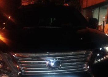 Kendarai Mobil Lexus, Turis Afrika Tabrak 4 Motor Pelajar di Kuta