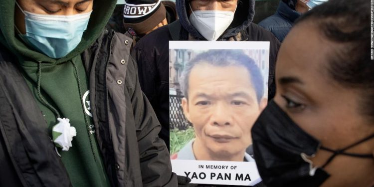 Pria yang Serang Pria China di New York telah Ditangkap dan Didakwa