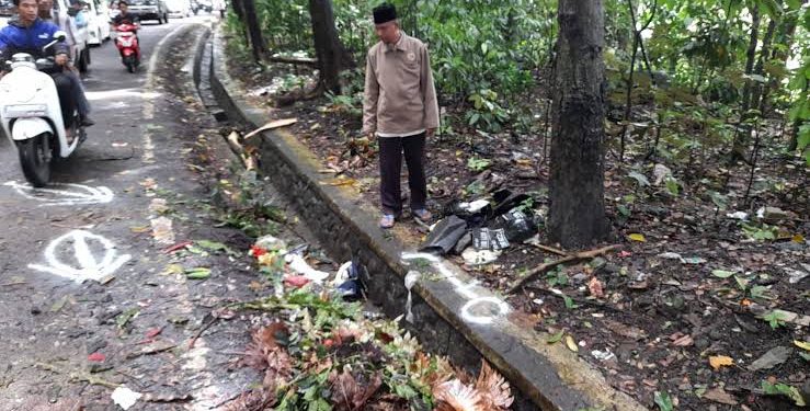 Kronologi Pemotor di Palabuhanratu Sukabumi Tewas Tertimpa Pohon