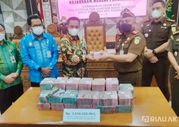 Pemko Kembalikan Uang Rp3 miliar Dugaan Korupsi Kegiatan Reses dan Sosper di Setwan DPRD Pekanbaru