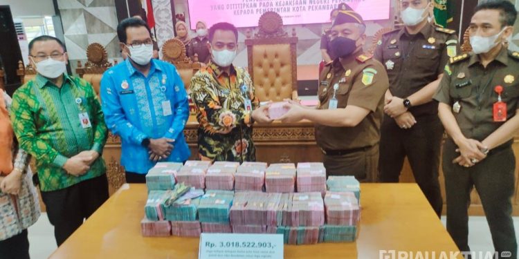 Pemko Kembalikan Uang Rp3 miliar Dugaan Korupsi Kegiatan Reses dan Sosper di Setwan DPRD Pekanbaru