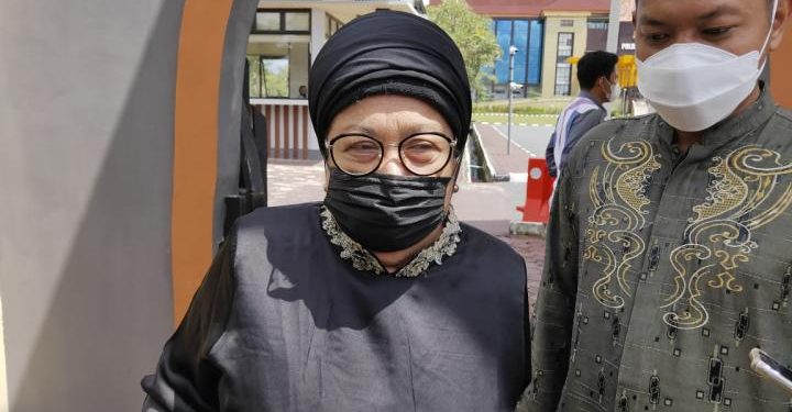 Tokoh Masyarakat Riau Azlaini Agus Laporkan Menteri Agama Yaqut ke Polda Riau