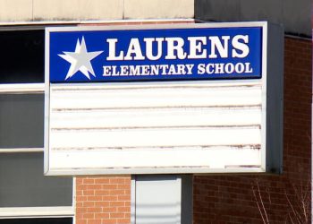 Bocah SD Bawa Pistol Kakeknya ke Sekolah, Dikeluarkan