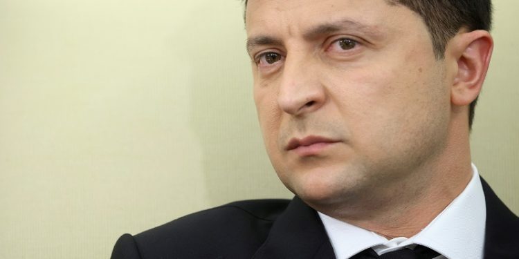 Presiden Ukraina Tolak Bantuan Amerika Serikat