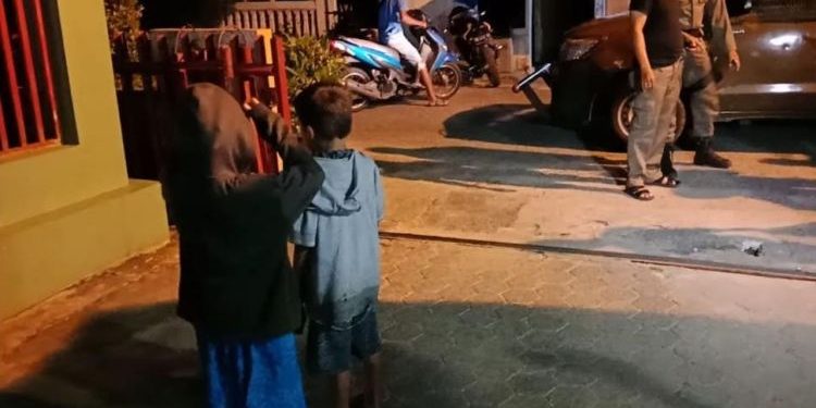 Ibu di Kota Padang Suruh Anak Jadi Pengemis, Diamankan Satpol PP