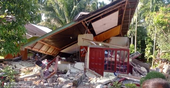 Dampak Gempa M 6,1 Pasaman: 7 Orang Tewas, 5.000 Warga Ngungsi