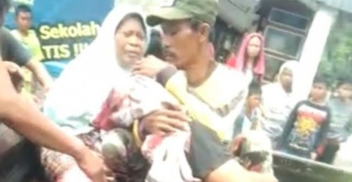 Diduga Stres Sarman Hantam Kepala Tetangganya Pakai Cangkul Hingga Terkapar