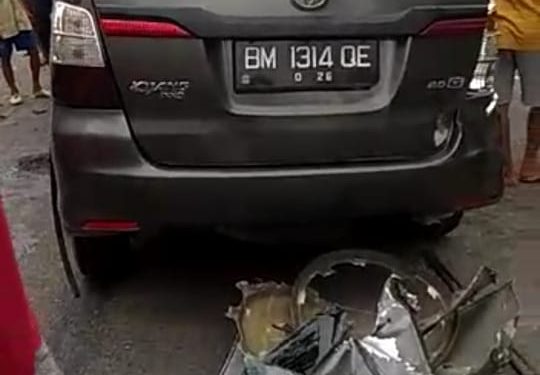 Truk Tabrak Travel di Jalintim, Seorang Penumpang Meninggal
