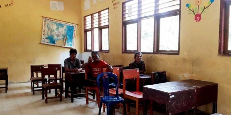 Siswa SMP di Pasaman Barat ke Sekolah Hanya Bermain karena Kepsek dan Guru Menghilang Seminggu